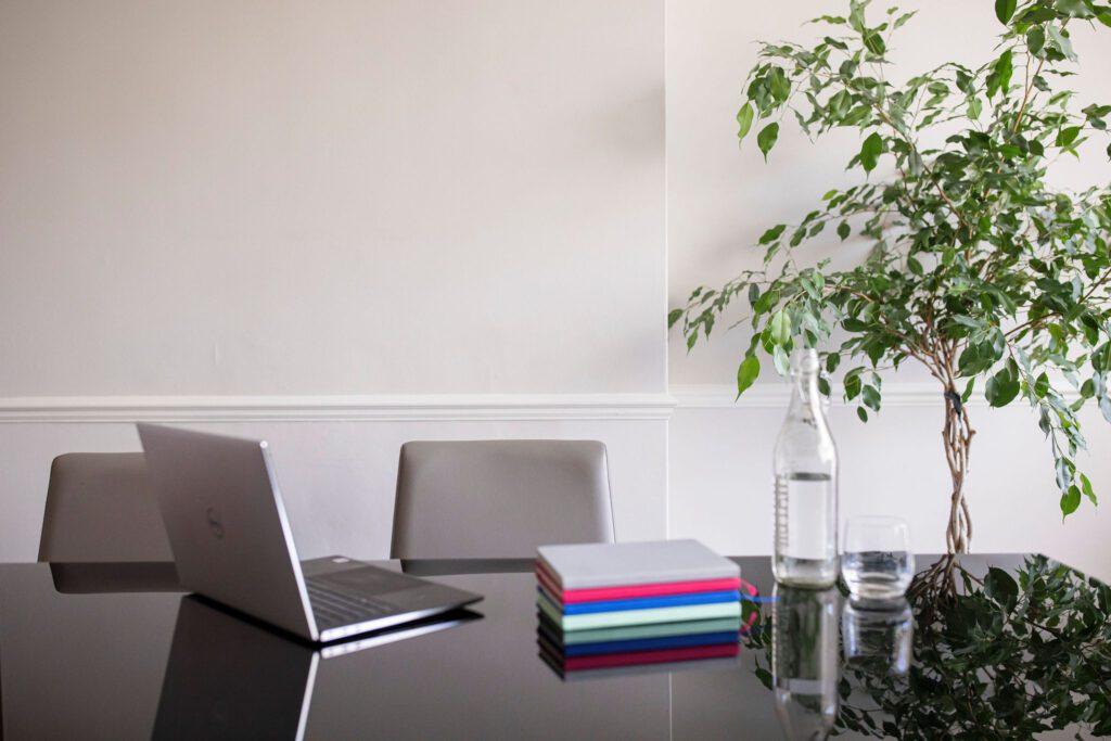 4 Key Areas of FCA Focus in 2025 for Retail Investment Firms - Leaman Crellin